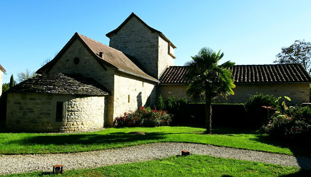 le mas de laché Caylus Extérieur photo