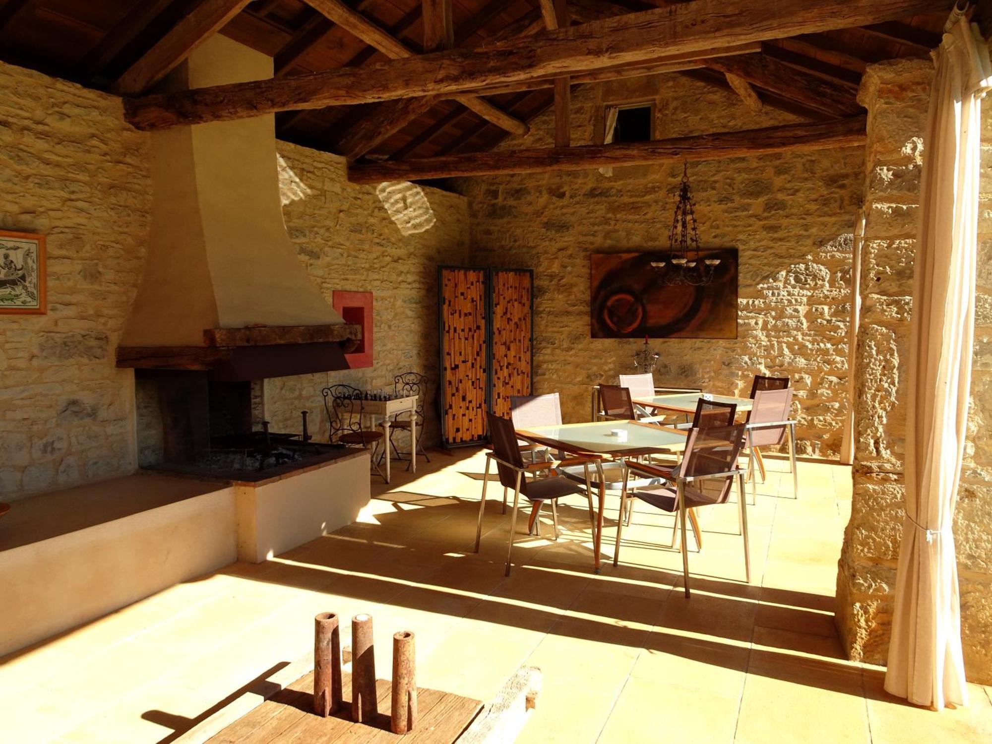 le mas de laché Caylus Extérieur photo